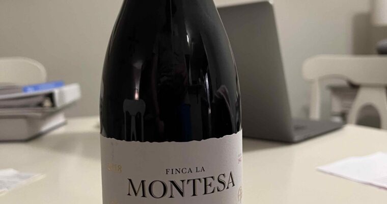 A bottle shot of Palacio Remondo's Finca la Montesa 2018.